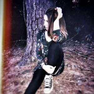 Meet your Posher, Thedancing